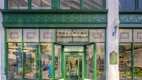 chicago outlets gucci|gucci outlet chicago review.